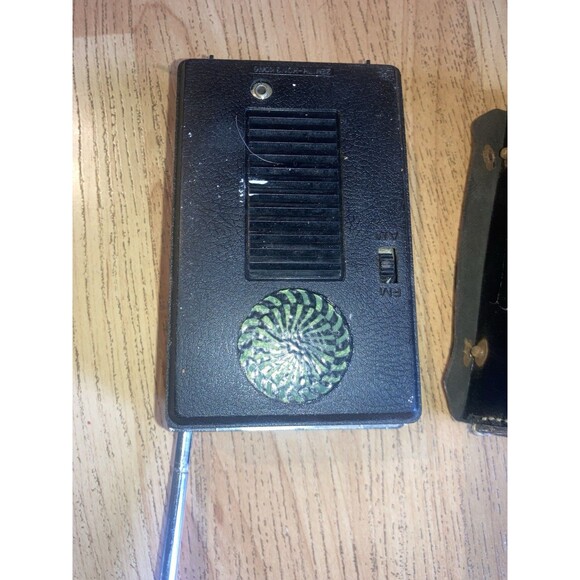 Vtg 1966 Zenith Model R25Y1  Royal 25 FM/AM Transistor Pocket Radio W/case Works - Picture 5 of 10